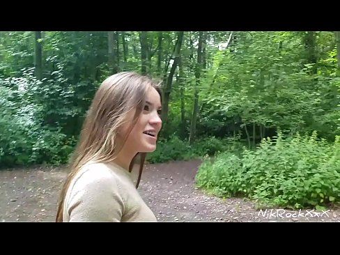❤️ Би Эвелина руу олон нийтийн газар овоолохыг санал болгосон! Тэр тийм гэж хэлсэн. Дараа нь би түүний өгзөг, аманд нь булцууг нь илбэв. Дараа нь тэр өөрөө уурлав. ❤️ Секс видео манайд